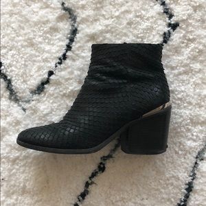 vince camino snake skin booties